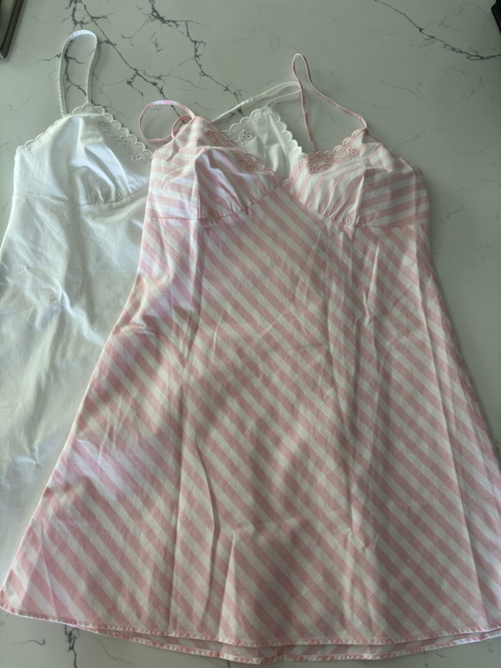 Victoria's Secret Lace-Trim Mini Slip. - Picture 14 of 16